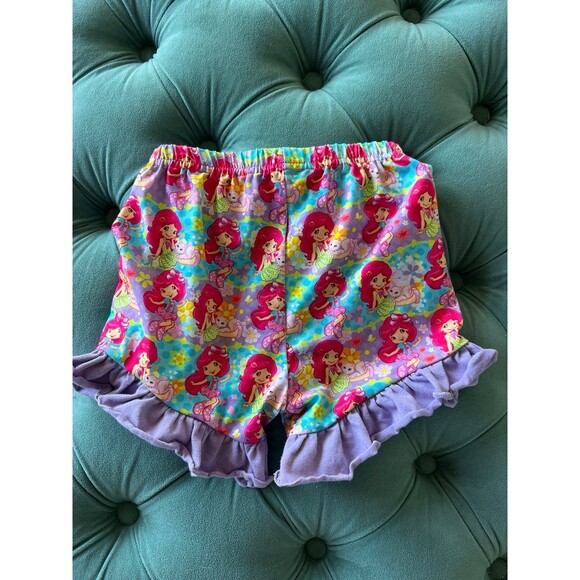 Little Boe Strawberry shortcake Friends Ruffle shorts 5 - Picture 5 of 5
